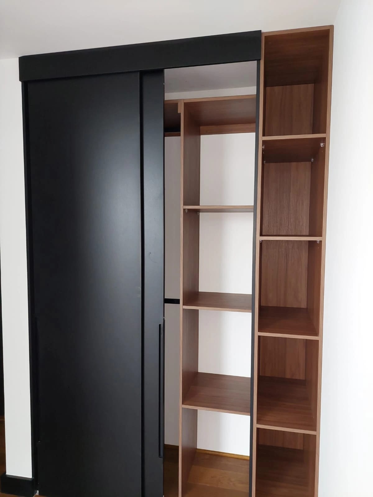 APARTAMENTO EN VENTA ZONA 11 — foto 7 de 14