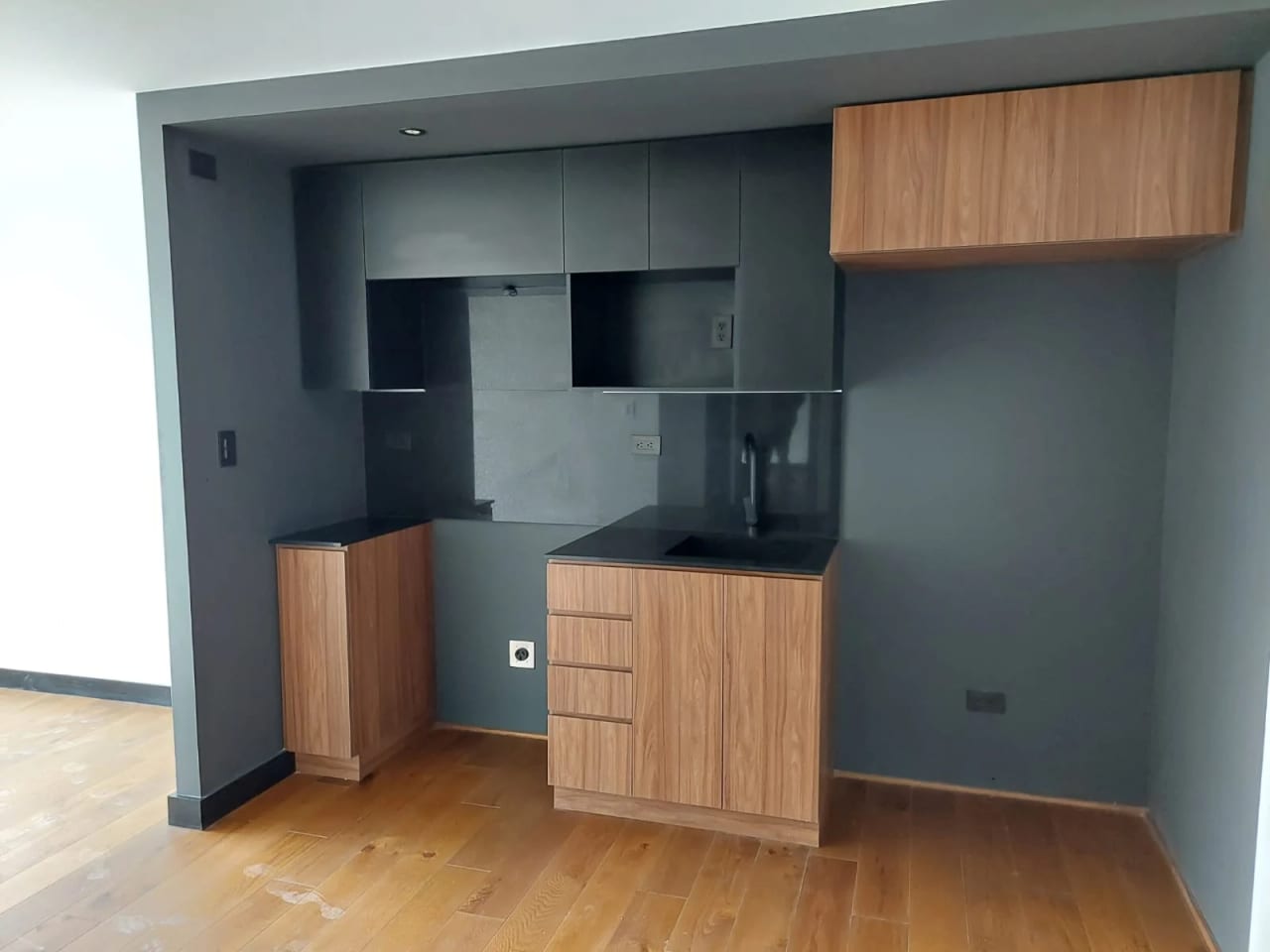 APARTAMENTO EN VENTA ZONA 11 — foto 10 de 14