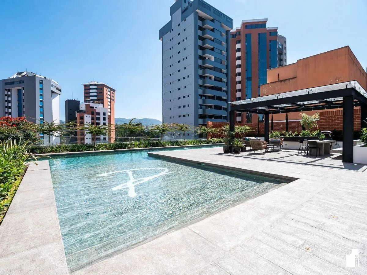 Apartamento en venta zona 14 — foto 1 de 16