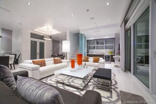 Casa en venta en Key Biscaine, Miami Florida — miniatura 6 de 13