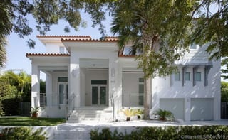 Casa en venta en Key Biscaine, Miami Florida — miniatura 1 de 13