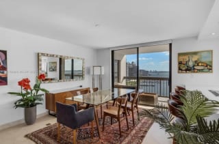 APARTAMENTO EN RENTA BRICKELL MIAMI — miniatura 8 de 16
