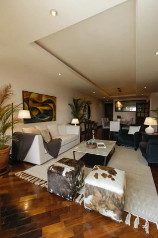APARTAMENTO EN RENTA ZONA 10 — miniatura 6 de 7