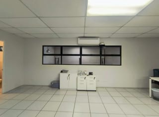 BODEGA EN RENTA CALZADA LA PAZ — miniatura 14 de 15