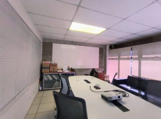 BODEGA EN RENTA CALZADA LA PAZ — miniatura 9 de 15