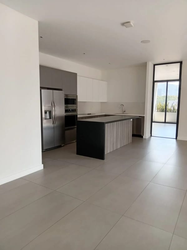 APARTAMENTO EN RENTA ZONA 10 — foto 5 de 12